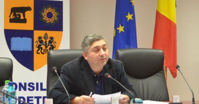 Alin Tișe îi face plângere penală prefectului Cherecheș pentru că refuză convocarea Comitetului pentru Situații de Urgență în cazul Pata Rât Alin Tișe îi face plângere penală prefectului Cherecheș pentru că refuză convocarea Comitetului pentru Situații de Urgență în cazul Pata Rât